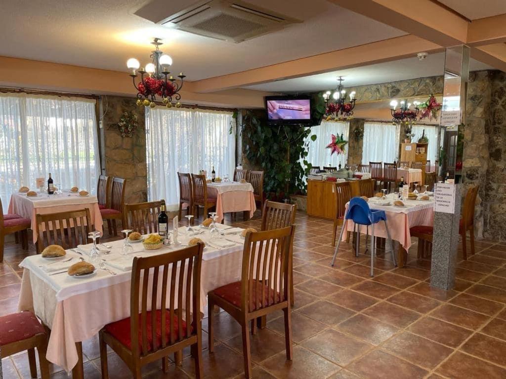 Gran Hostal Asador De Soto Soto Real Extérieur photo