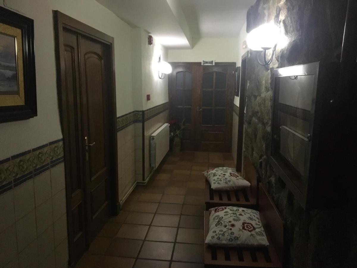 Gran Hostal Asador De Soto Soto Real Extérieur photo